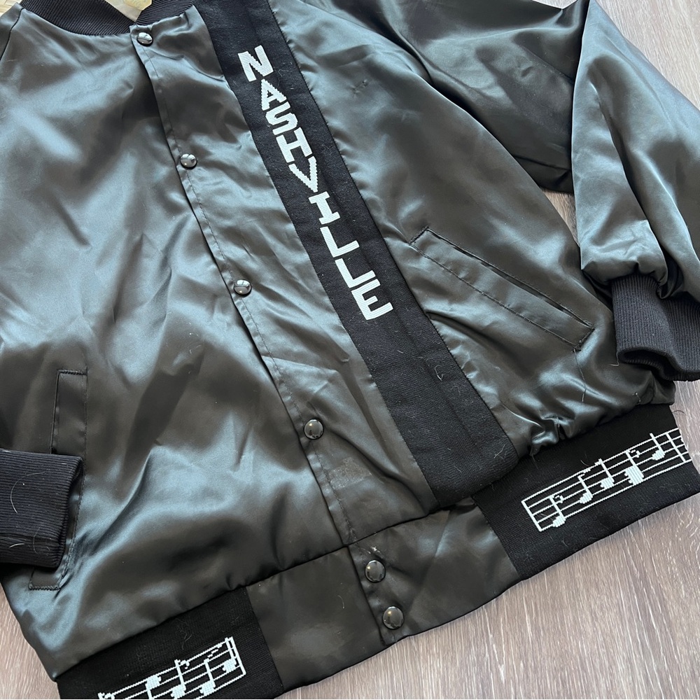 Vintage 80’s Nashville Tennessee satin bomber‎ jacket - Picture 5 of 12